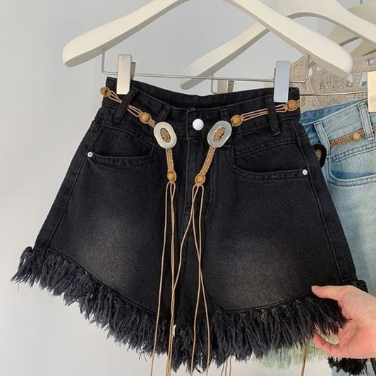 Button Raw Edge Denim Shorts For Women With Design Sense With Waist Chain High Waist Shorts