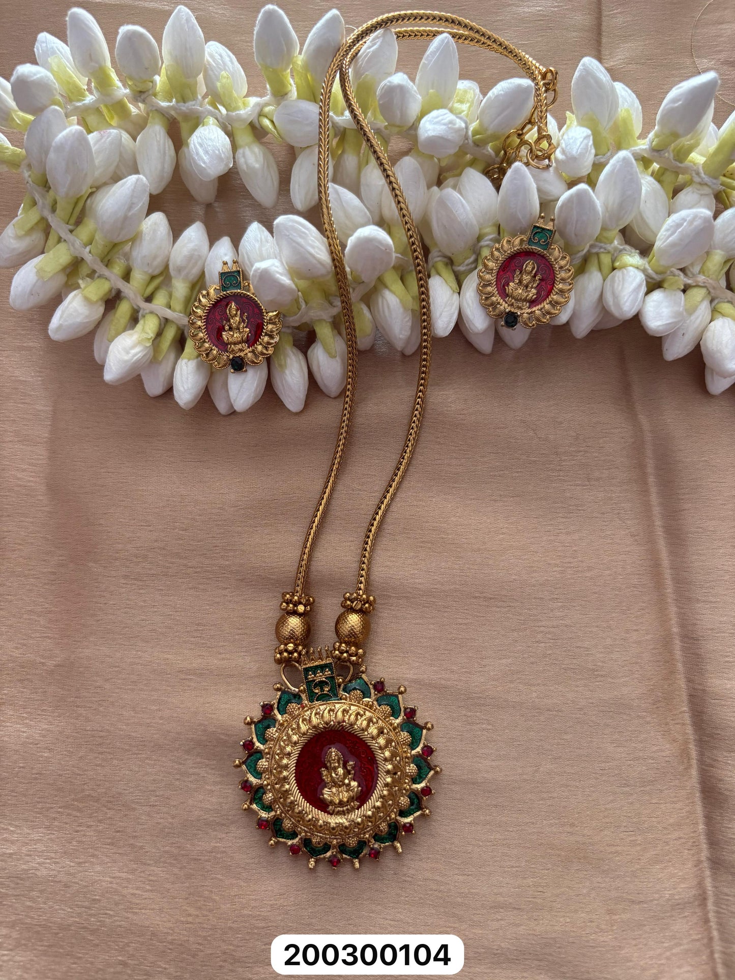 Lakshmi Necklace – Matte Gold Finish (VHWG)