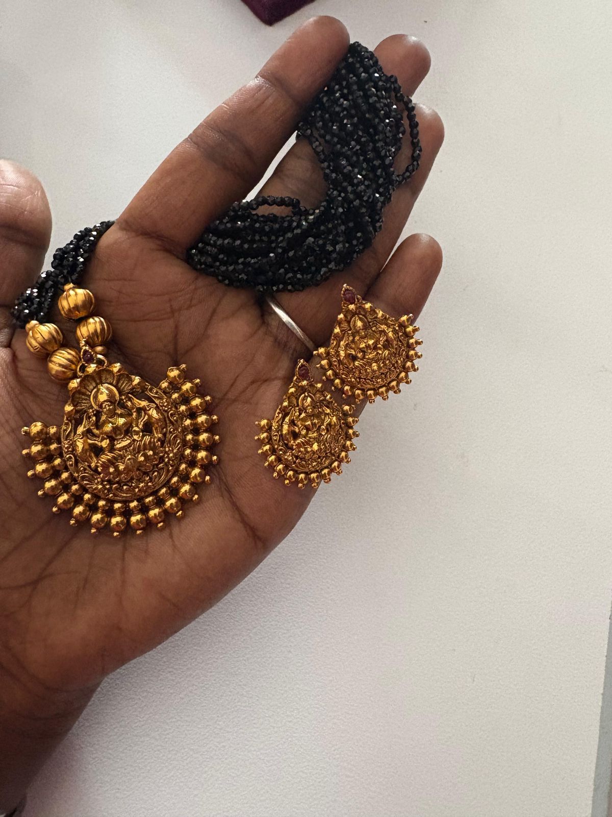 Goddess Lakshmi Pendant -Traditional Ethnic Necklace with Earrings