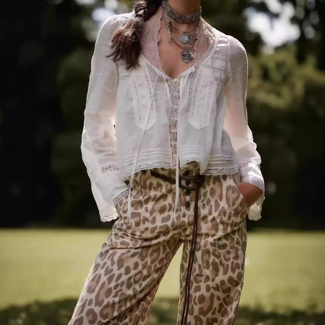 Lace U-shaped Lace Collar Long Sleeve Light Shirt