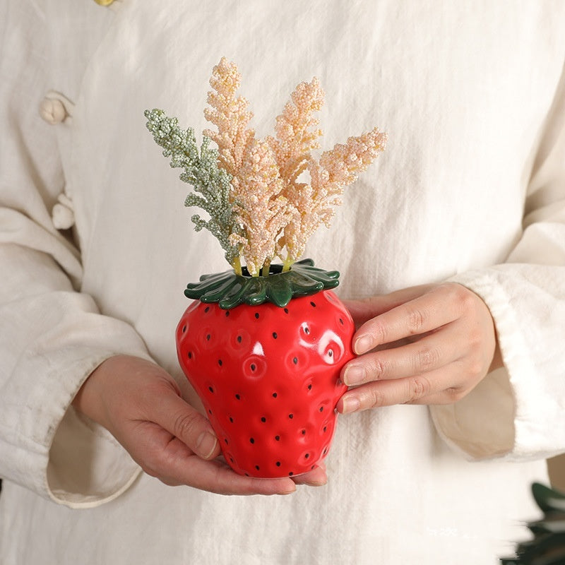 Strawberry Ceramic Vase Home Decoration Ornaments