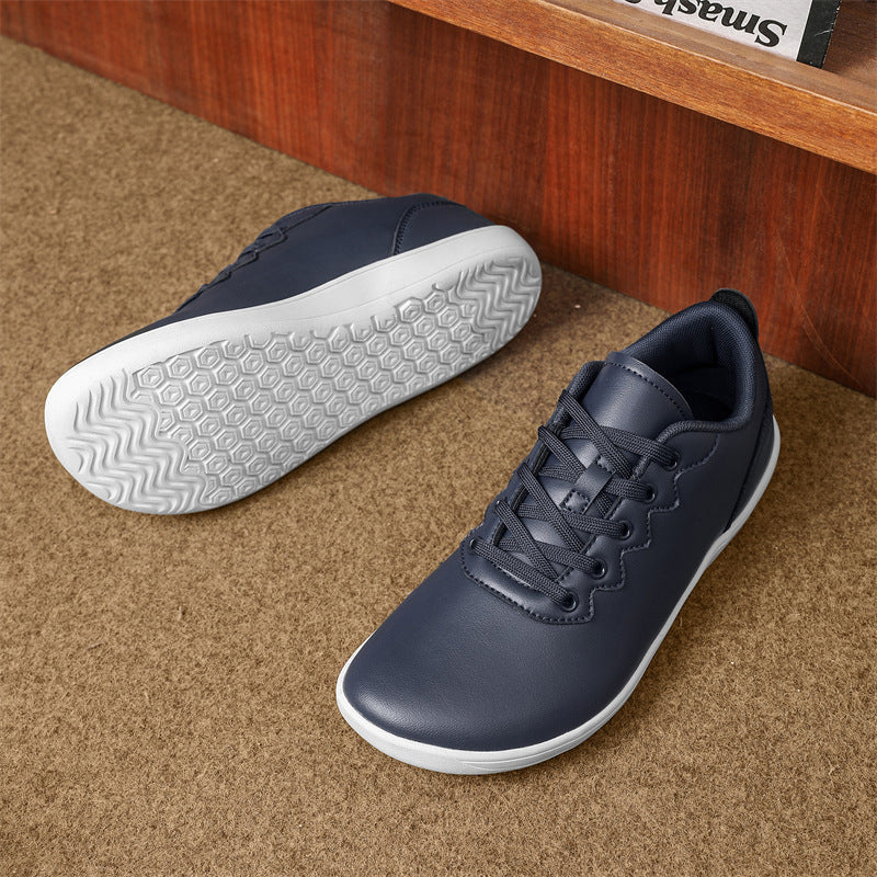 Outdoor Sneakers Low-top Lace-up Leather Surface Casual Shoes