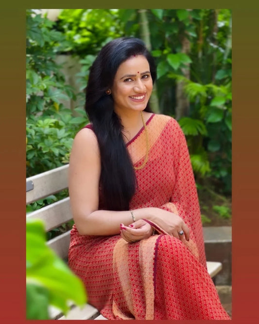 Premium Red Blooming Georgette Saree - 5.5 Meters with 1 Meter Blouse