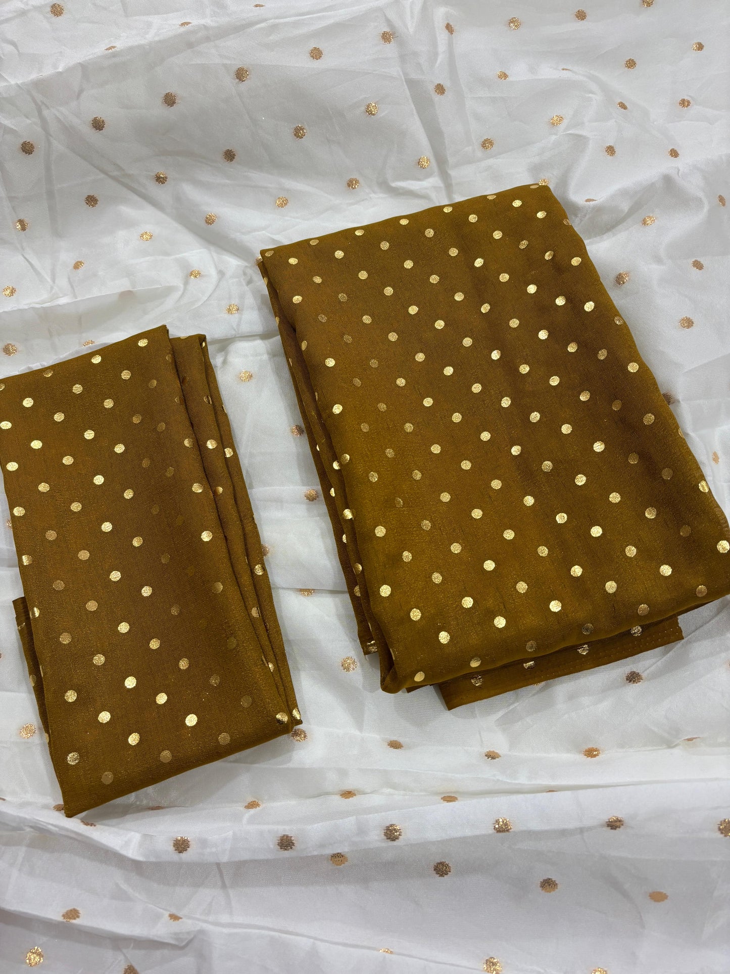 Dots & Diamond Davani – Grace in Every Detail