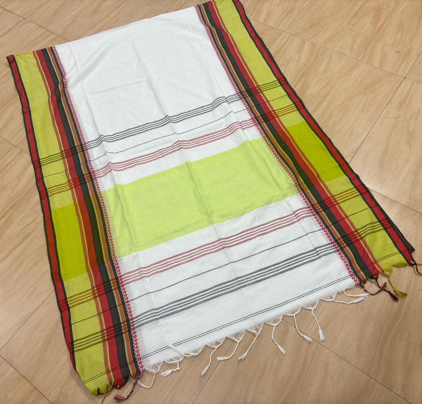 Temple Weave Cotton Saree with Multicolour Border – Onam Collection | Velocentra Hub UK