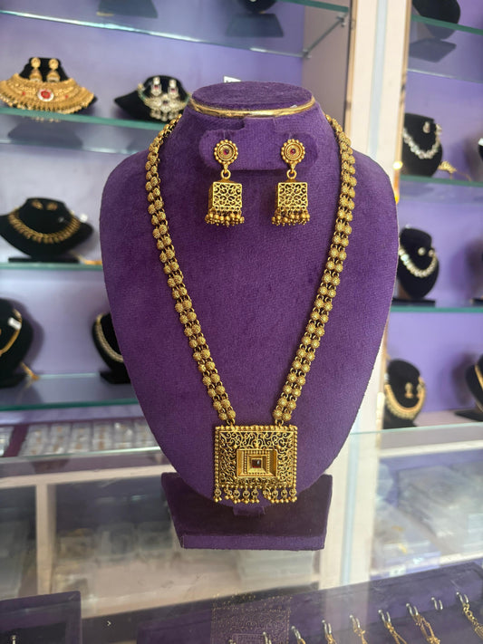 Devika Necklace – Matte Gold Finish | Ethnic Jewellery UK | Velocentra Hub