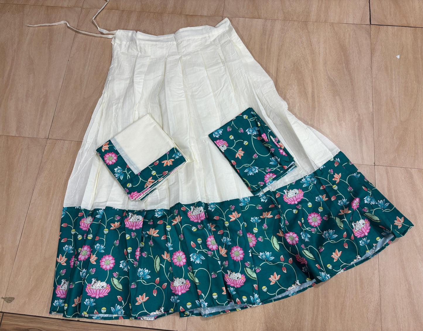 Kalamkari Cotton Davani Set – Premium Ethnic Wear | Velocentra Hub