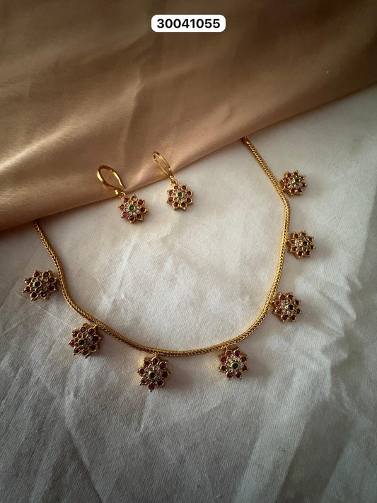 Flowers Pendant Necklace – Matte Gold | Velocentra Hub
