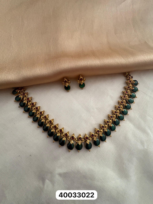 Gouri Necklace – Matte Gold