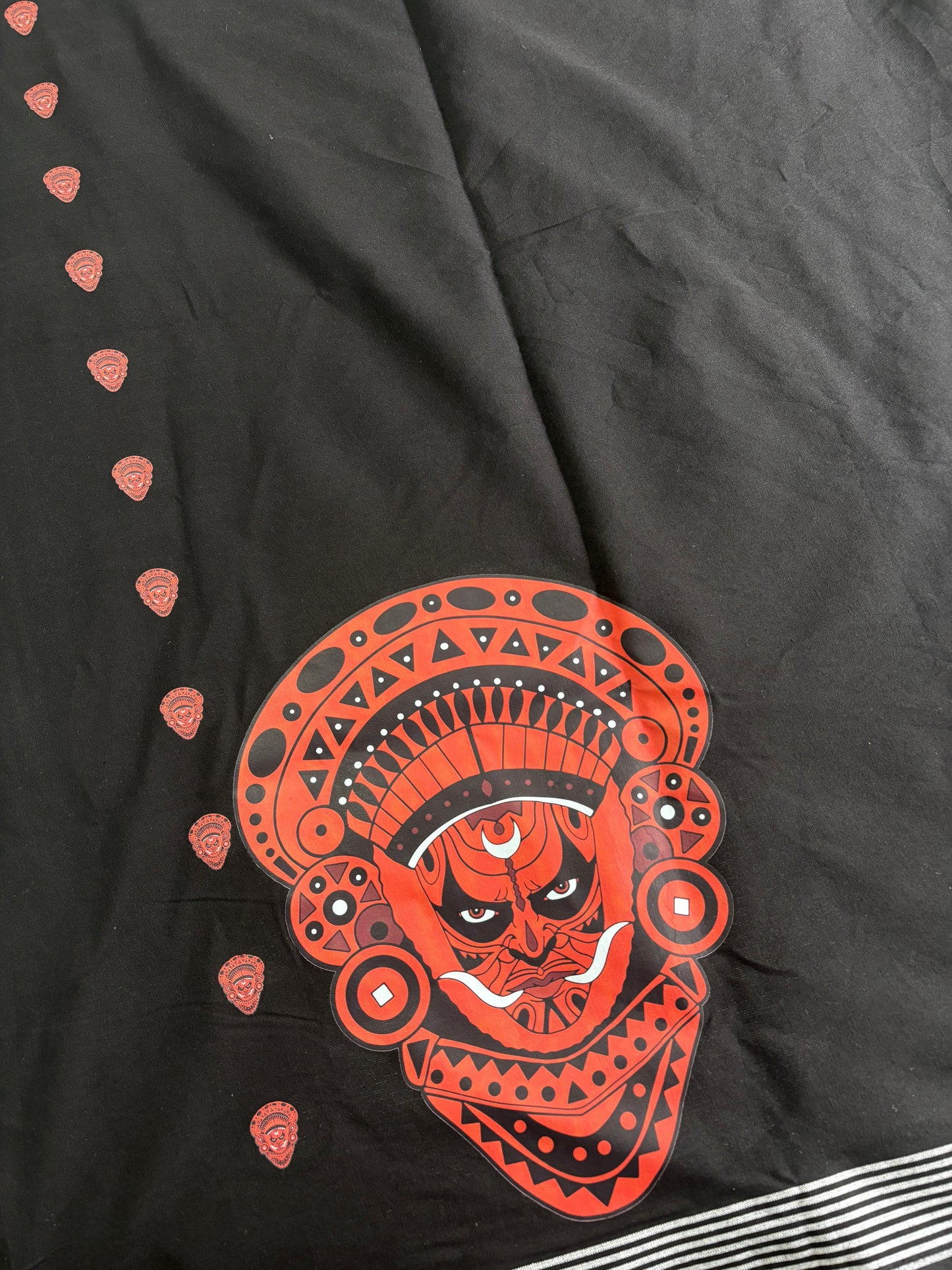 Black Theyyam & Kathakali Print Premium Cotton Dhothi – 4.00 mtrs